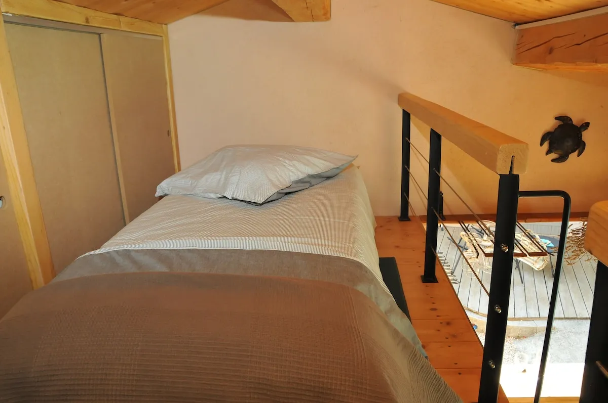 Chambre en mezzanine