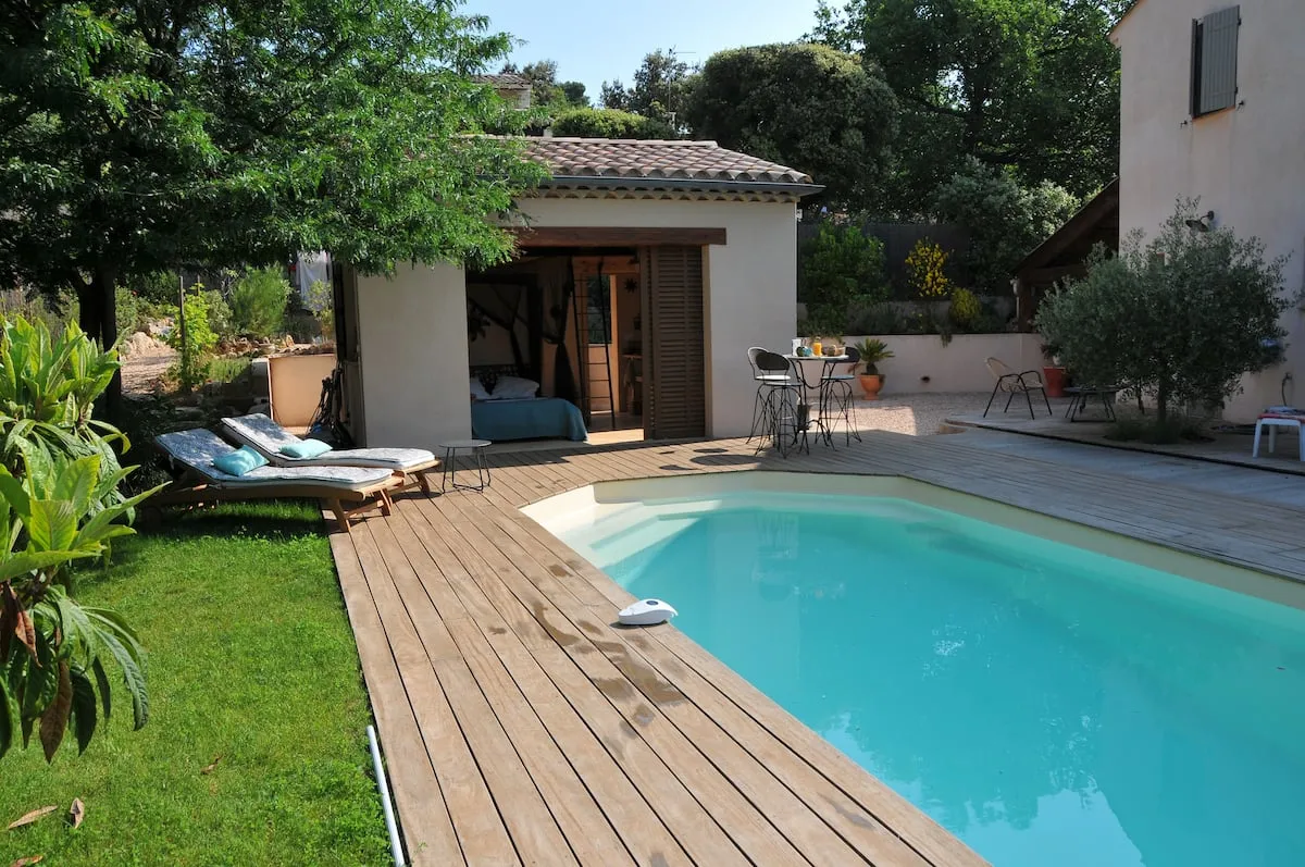 Piscine turquoise